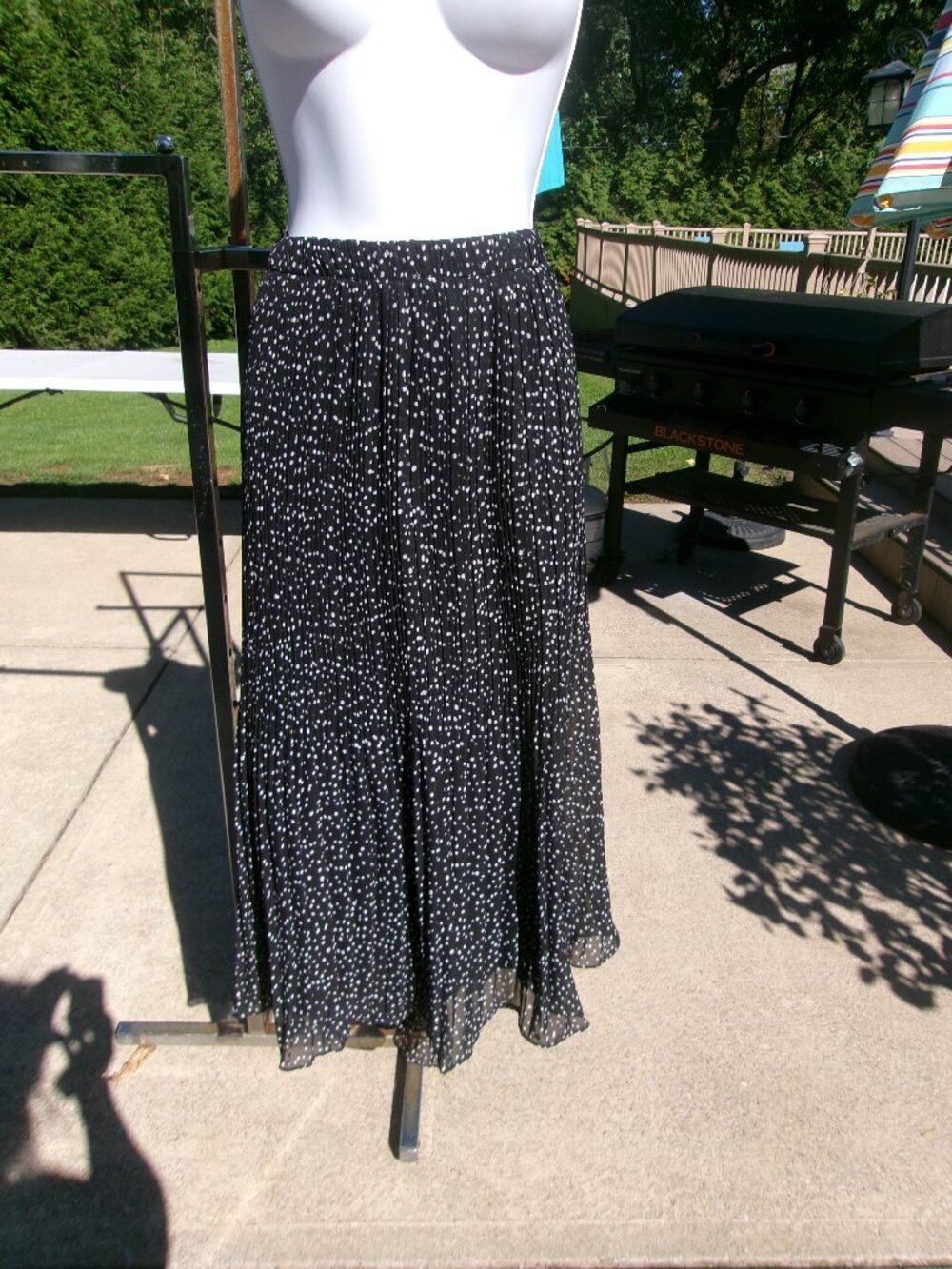 NWT WDNY NAVY&WHITE DOT PLEATED SKIRT 1X